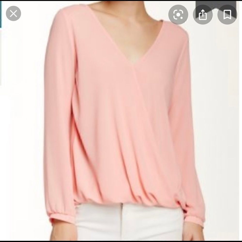 💼LUSH V-neck High/Low Shirt 💼 - Picture 2 of 10